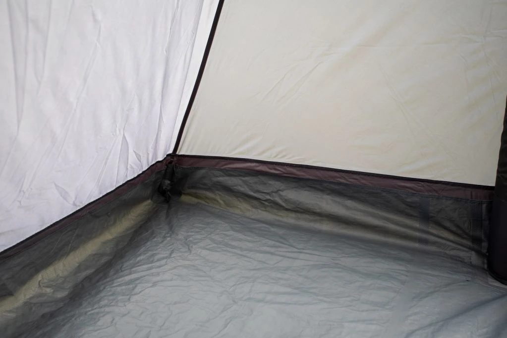 Vango Cove II Low Air Drive Away Awning 17 Vango Cove II Low Air Drive Away Awning - Image 15