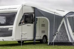 Sunncamp Swift Deluxe 220 SC Caravan Awning 24 Sunncamp Swift Deluxe 220 SC Caravan Awning -Sports Equipment Store swift deluxe 260 sc with side sun canopy 6