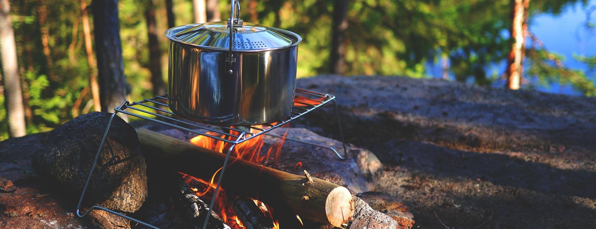 Sports Equipment Store -Sports Equipment Store campfire 896196 1920